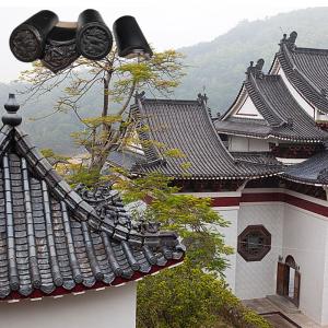Dragon Pattern Design Chinese Black Ceramic Roof Tiles Glazed Antique Style For Temple Garden Pavilion