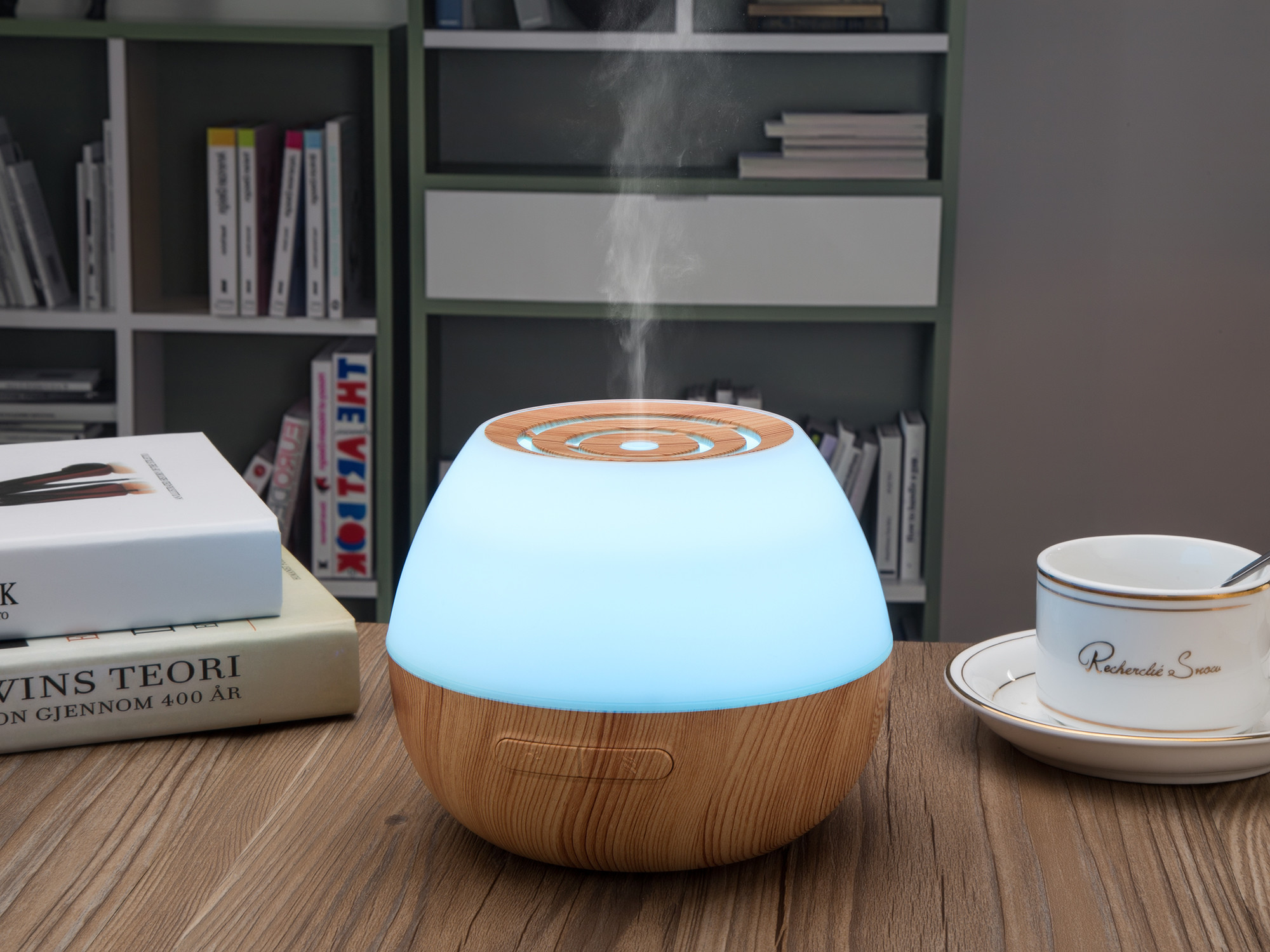 China Diffuseur en bois d'Aromatherapy du matériel 300ML de pp pour l'humidification d'air supplier