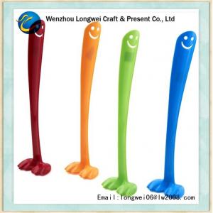 China Smiley Plastic Shoe Horn Eco-friendly ABS , long handled shoe horn metal supplier