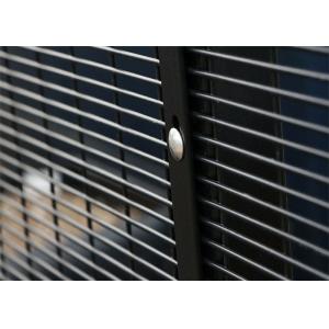 China Durable Welded 358 Security Fence Anti Cut Wire Mesh Fence supplier