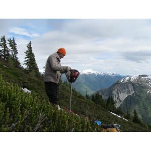 Environmental and Geotechnical Rock Drilling Equipment Portable Diamond Drilling For Soil Sampling Surveys