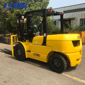 China 3-Stage Mast, Powerful 5 Ton Diesel Forklift Truck With Europe III Standard supplier