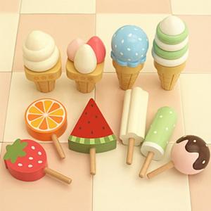 China Realistic Simulation Wooden Magnetic Ice Cream Toy With Display Stand supplier