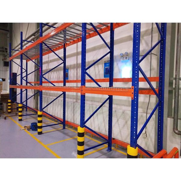 China 工場用工業用選択的ヘビーデューティパレットラックシステム wholesale
