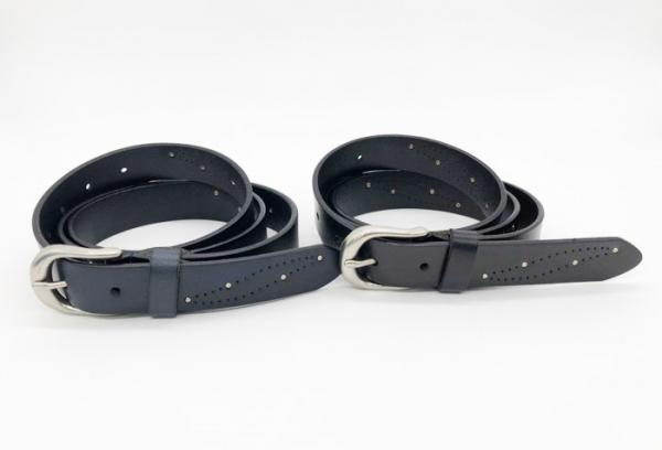 Punching Pattern Genuine Engraved Leather Belt 124g Weight With 3mm Studs