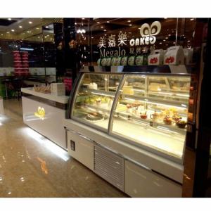 China Low Noises Fan Cooling 760W Pastry Display Chiller supplier
