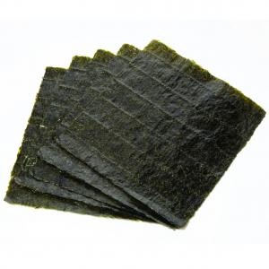 China Max 5% Moisture Dried Roasted Seaweed Nori 50 Sheets Per Bag supplier