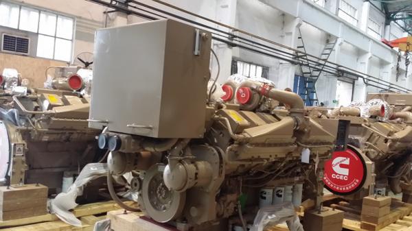 Marine Propulsion Engine CUMMINS Diesel Generator Set 746KW / 1000HP For Tug