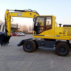 Yellow Wheeled Mini Excavator YUCHAI Engine Small Digging Machine