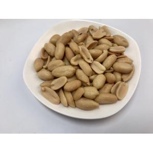 China Salted Coated Peanut Snack , Various Vitamins Chilli Coated Peanuts Hard Texture supplier