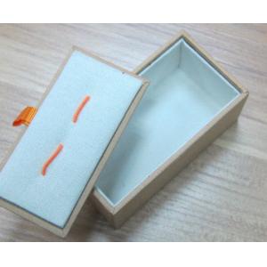 China Plastic Cufflink Boxes with two elastic string supplier