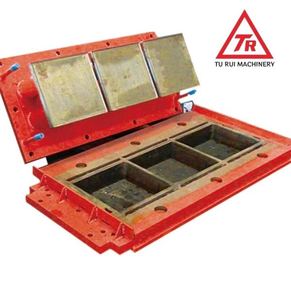 Low Maintenance Interlocking Concrete Molds Eco Friendly Energy Efficiency