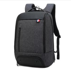 China Mochila antirrobo del ordenador portátil de 20 litros con el compartimiento los 45cm*28cm*16cm del zapato supplier