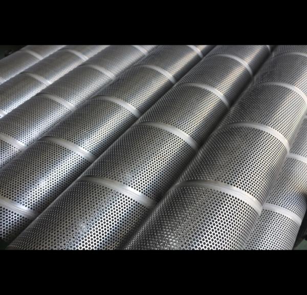 180° Perforation Pattern Perforated Filter Tube Powder Coating ISO9001 Approved