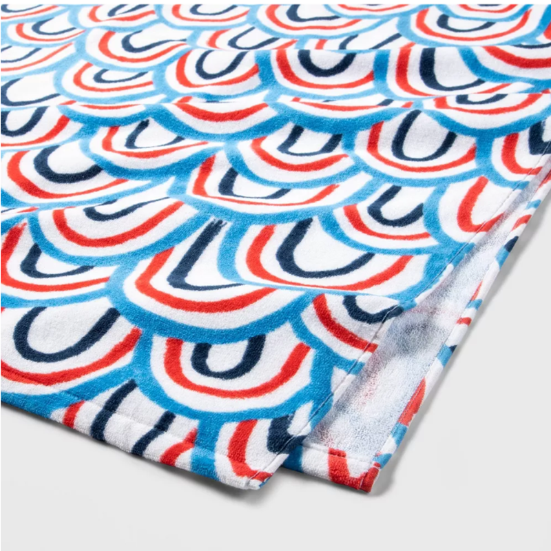 China Dual-sided Design Beach Towel with Scalloped Edges and Reactive Printing for Luxurious Comfort wholesale
