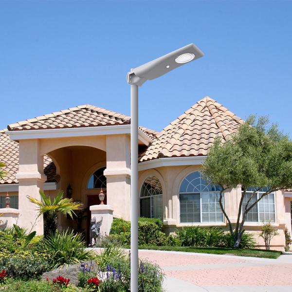 Super Efficient High Pole Aluminium Alloy Integrated Solar Street Light for