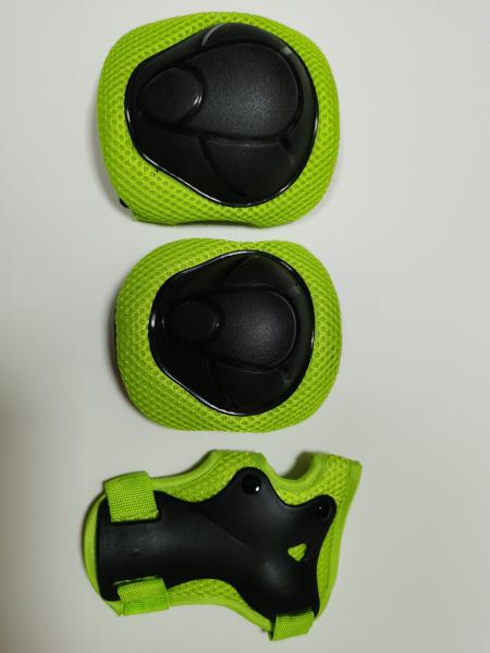 PP que espesan el bocadillo ajustable Mesh Cloth del engranaje protector del patinaje sobre ruedas