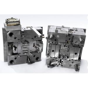 China Moule cosmétique en plastique de boîte de rangement par injection de machine automatique faite sur commande de moulage supplier