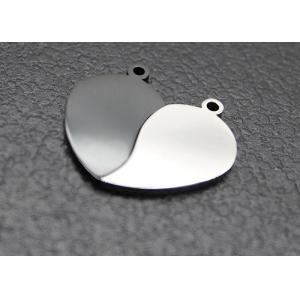 China Titanium steel heart-shaped couple necklace pair stainless steel half-heart splicing hanging tag wholesale engraved logo supplier