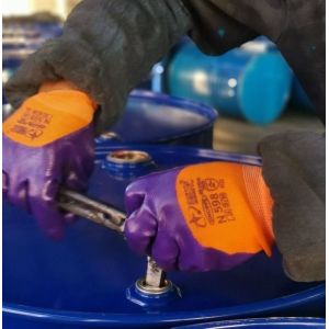 China Customization Water Blowing Agent Low Density Polyurethane Spray Foam Blend Polyols wholesale