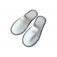 China Close Toe Disposable Hotel Slippers Indoor For Bathroom Hotel Amenities on sale