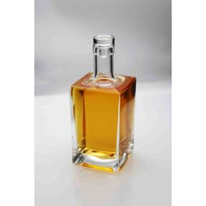 China 0.7L Glass Spirit Bottle VODKA Champagne Cubic Clear Glass Bottle Decal Painting supplier