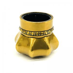 China 古典的な王冠のタイプは古い銅色のZamakアルミニウム香水瓶の帽子を作る wholesale