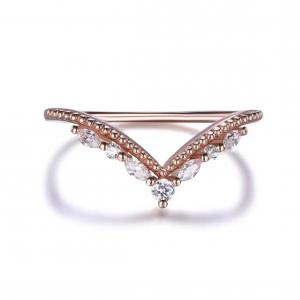 China 14K Rose Gold Jewelry Ladies Engagement Ring Pear Round Diamond supplier