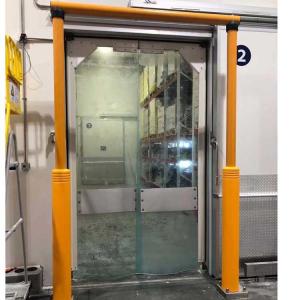 Slaughter House Swinging Traffic Door 2100mm PVC Plastic Swing Door 7mm thickness