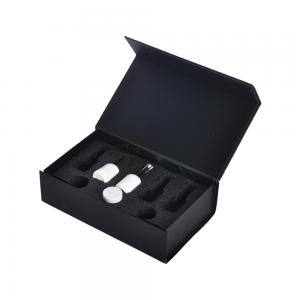 Recyclable Black Magnetic Gift Box Nail Polish Set Packaging With Foam Insert