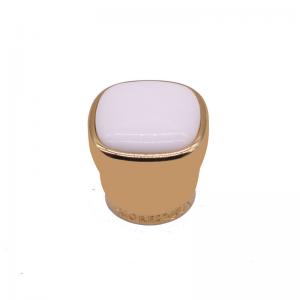 Fashion Elegent Gold Zinc Alloy Perfume Bottle Caps , Cosmetic Bottle Caps With Logo