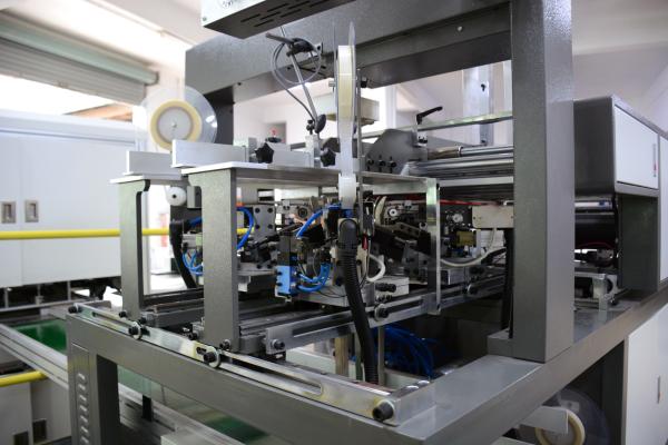 Box Corner Stay Machine / Automatic Rigid Boxes Four Corner Pasting Machine