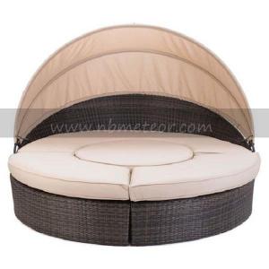 Outdoor Rattan Sofa Bed with Uv Resistant and 4 Cushions for