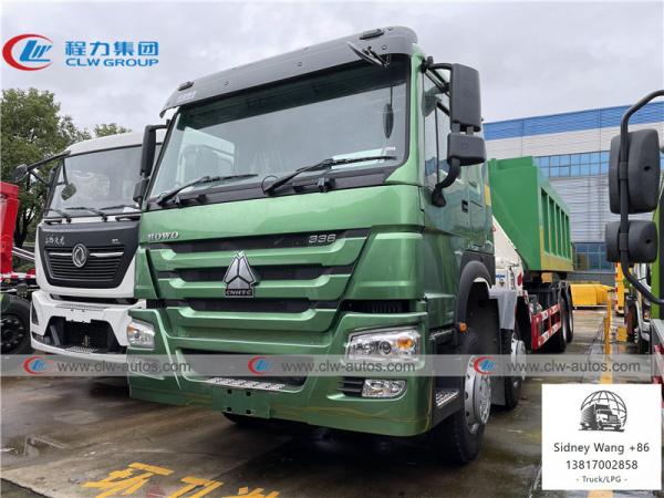 Мусоровоз SINOTRUK HOWO 8x4 LHD гидравлический Hooklift с сложенным краном руки