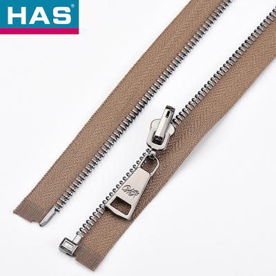 Fermeture à glissière métallique de mode personnalisable Fermeture à glissière ouverte brune pour veste