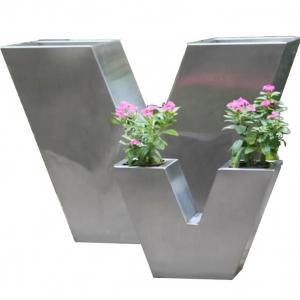 China Customized Design Letter Shape Flower Pot Outdoor Stainless Steel Planter Pot Shopping Mall Plaza Flower Box supplier