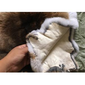 China 30*40cm Smooth Dyed Rabbit Fur Pelts Warm Comfortable For Winter Garment supplier