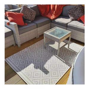 China Anti-UV PP Outdoor Area Rug Flat Rug To Liven Up Backyard And Garden supplier