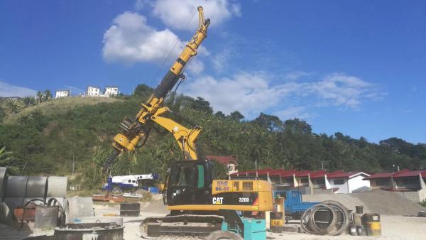 Tysim KR50A Rotary Piling Rig 50 KN.M 24M Drilling Depth Earth Boring Machine