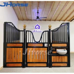 China Luxury Sliding Door Horse Stall Boxes Easy Clean Horse Barn Equipment Accessories supplier