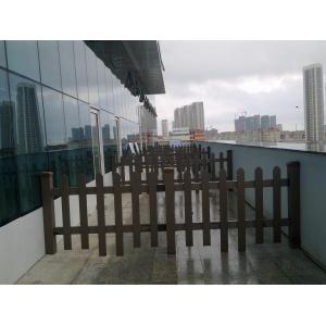 China Green Partition Isolation WPC Decking Fence Panels For Landscape and Building supplier