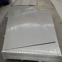 China Marine Grade 5052 H32 Aluminium Checker Plate Two Bars Pattern Embossing For Truck Box on sale
