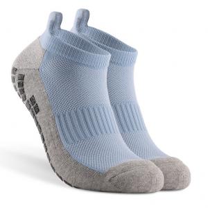 Standard Thickness Men's Anti Slip Custom Grip Sports Ankle Socks for Football Running