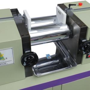 China エンジニアリングプラスチック用カスタム長ラボオープンミキサーミル機 wholesale