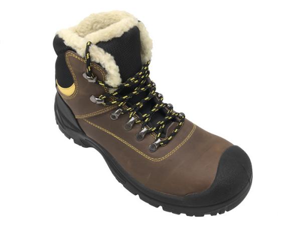 Size Customized Industrial Work Boots Artificial Fur Lining Warm Keeping For Skier