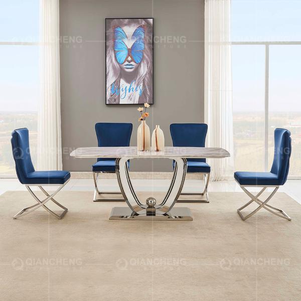 El restaurante superior de mármol de Qiancheng los 200x100x75cm presenta el marco ligero liso de los SS