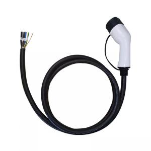 China Câble coaxial haute tension 21kW IEC 62196-2 triphasé 32 ampères à extrémité ouverte supplier