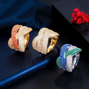 China Colorful Rainbow CZ Gold Ring For Women Girls Fashion Engagement Wedding Ring Band Charm Party Ring Jewelry supplier