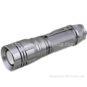 China XML-T6 CREE 10W 1200LUM  high bright rechargeable and dimmable LED flashlight torch supplier