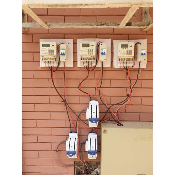 Compact and Versatile AC DC Power Meter for Industrial Applications